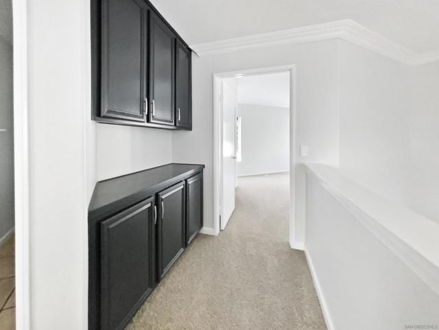 1442 Calle Goya, Oceanside CA: https://media.crmls.org/mediaz/d217fb0b-234e-40ca-a40d-07debd7388a4.jpg