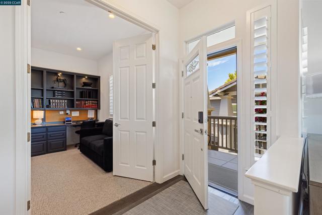 2854 Saklan Indian Dr, Walnut Creek CA: https://media.crmls.org/mediaz/d2182770-7e8c-4e36-85f9-11ce6395fdc4.jpg