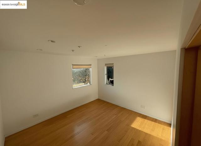 4000 Manzana Lane, Palo Alto CA: https://media.crmls.org/mediaz/d218631a-23bf-4d90-9ff7-04821093409e.jpg