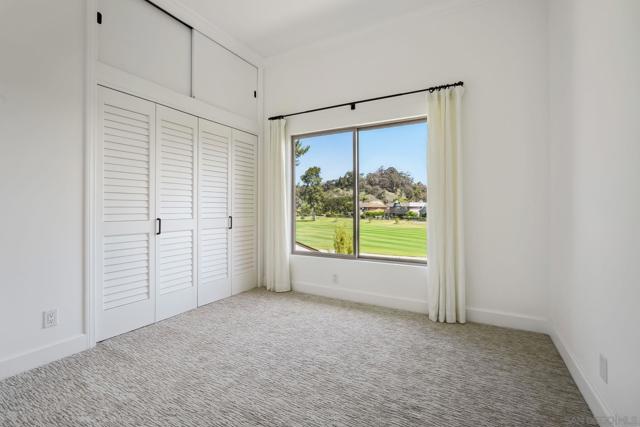 211 Via Osuna, Rancho Santa Fe CA: https://media.crmls.org/mediaz/d219201d-13ba-4b69-a8cd-d65e3aa53def.jpg