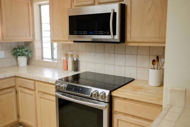 160 Seascape Ridge Drive, Aptos CA: https://media.crmls.org/mediaz/d21b1bcf-6952-44f6-8724-4a08189f88a8.jpg