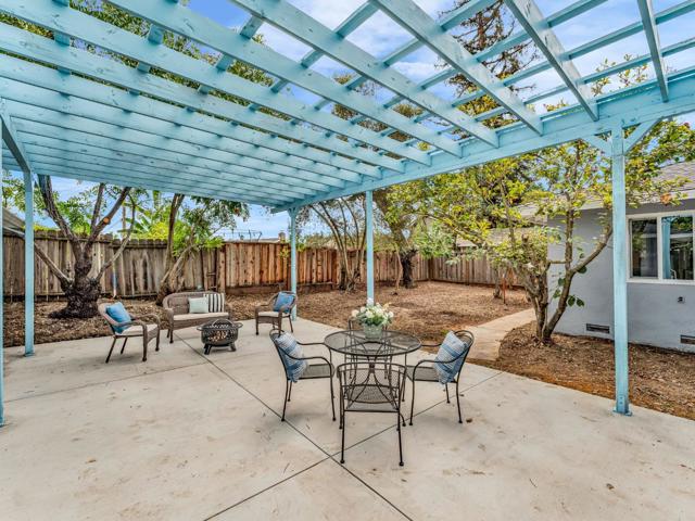 15040 Penitencia Creek Road, San Jose CA: https://media.crmls.org/mediaz/d21c6368-367e-48ff-9f00-b536083e69b7.jpg