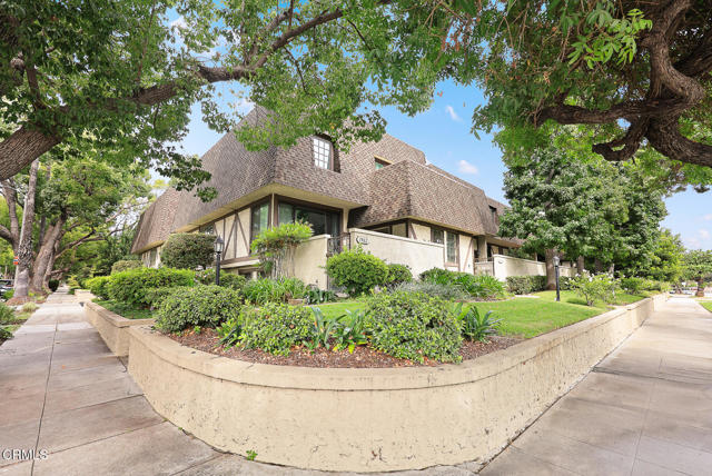 Detail Gallery Image 46 of 55 For 1832 Bushnell Ave, South Pasadena,  CA 91030 - 3 Beds | 2/1 Baths