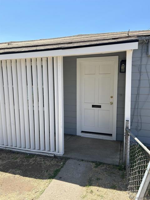 7041 Stanford Avenue, La Mesa CA: https://media.crmls.org/mediaz/d21ccc99-7d14-4b6a-ab29-97c9c64f57e7.jpg