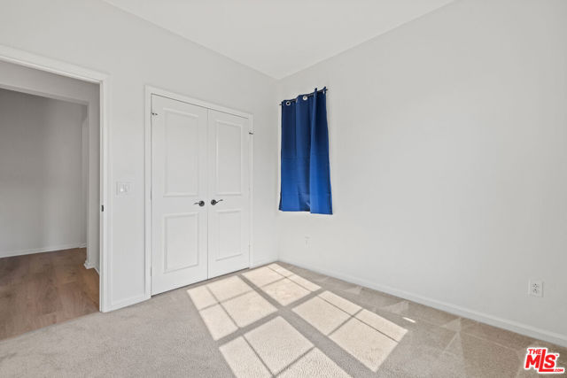 21749 Bene Drive, Santa Clarita CA: https://media.crmls.org/mediaz/d21cefa5-511f-438a-b839-c9f4d78356ba.jpg