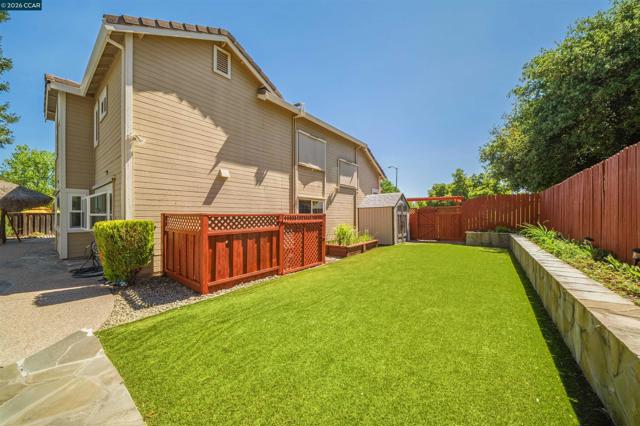 Image 56 of 60 For 812 Beaver Creek Ct