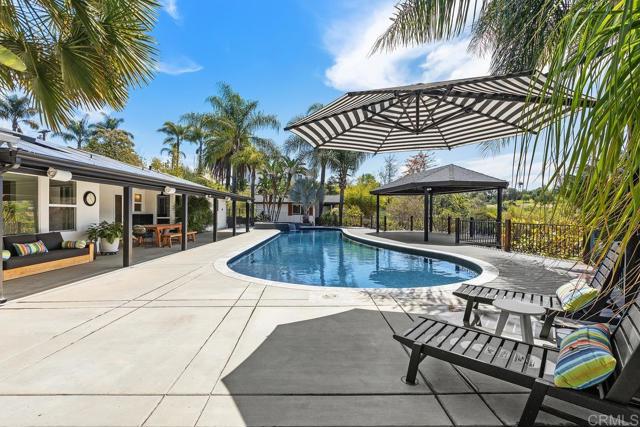 2085 Valley View Boulevard, El Cajon CA: https://media.crmls.org/mediaz/d21e3b50-bc17-418f-b741-1d1696ad9f04.jpg