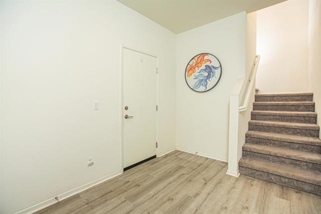 5211 Beachfront Cove, San Diego CA: https://media.crmls.org/mediaz/d21e55a4-71ad-4e51-96e4-bbf5666a0085.jpg