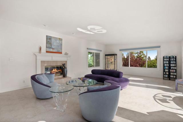 3920 Lakemead Way, Redwood City CA: https://media.crmls.org/mediaz/d21e9805-6161-4232-a9e1-a5c40f4a1dcc.jpg