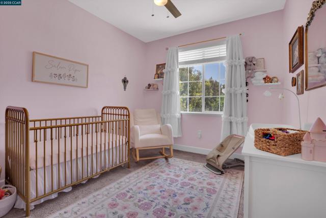 38 Pato Ct, Oakley CA: https://media.crmls.org/mediaz/d21eebb2-1503-4269-a4c1-4ec54148c6dd.jpg
