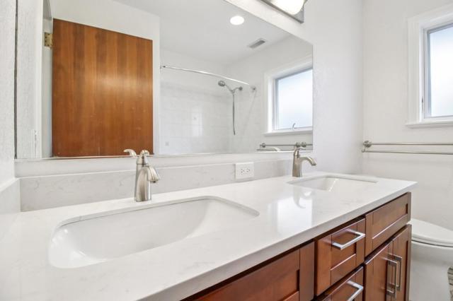 495 Lincoln Avenue, Sunnyvale CA: https://media.crmls.org/mediaz/d21f1c3f-10ba-403e-9f73-362e76a1c8e3.jpg