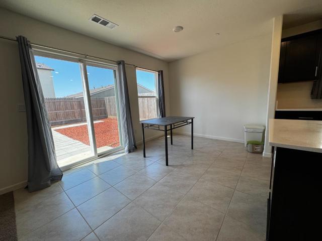 248 Grand Canyon Court, Merced CA: https://media.crmls.org/mediaz/d21f6a4a-56b6-483c-95fd-6779270529ac.jpg