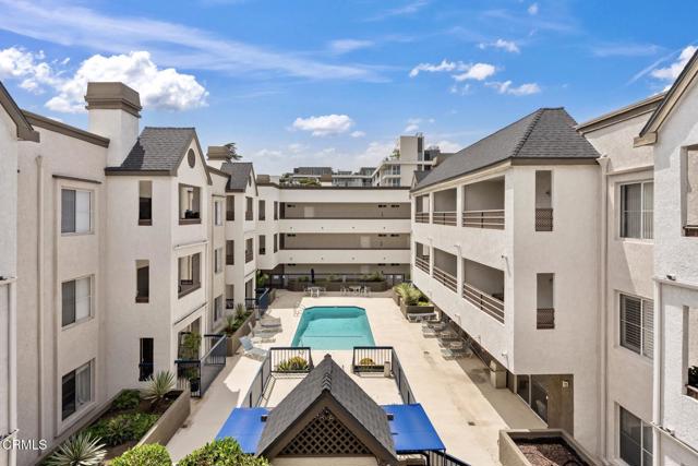 Detail Gallery Image 3 of 52 For 300 N El Molino Ave #319,  Pasadena,  CA 91101 - 2 Beds | 2 Baths
