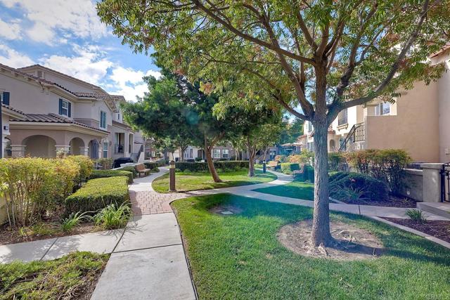 Detail Gallery Image 4 of 38 For 40238 Rosewell Ct, Temecula,  CA 92591 - 2 Beds | 2/1 Baths