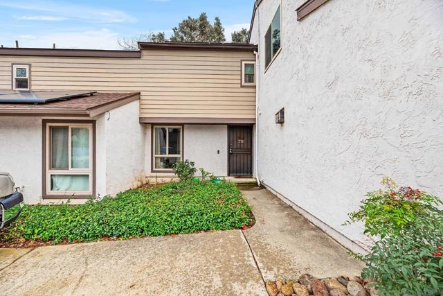 Image 1 of 36 For 230 Eveningside Glen
