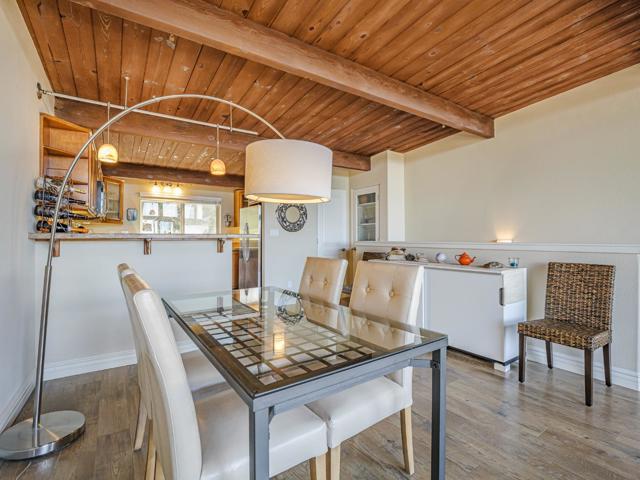 156 Mar Vista Drive, Monterey CA: https://media.crmls.org/mediaz/d22295c0-3c80-44e3-bdd8-32775075adc9.jpg