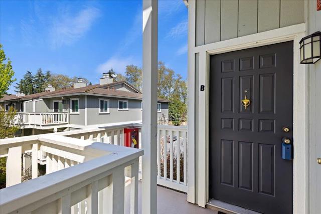 Image 31 of 56 For 858 Apricot Avenue B