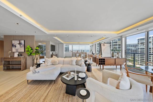 1780 Avenida Del Mundo, Coronado CA: https://media.crmls.org/mediaz/d2232ad7-c374-42f5-895f-6dbb00a4fa18.jpg