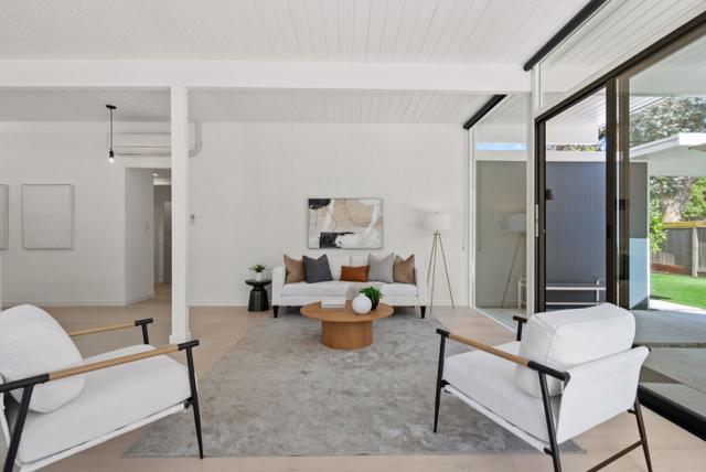 986 Loma Verde Avenue, Palo Alto CA: https://media.crmls.org/mediaz/d223f3b2-76e9-45d6-b737-00c40f742e4f.jpg