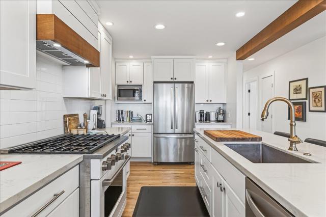 1232 Vallejo Street, Seaside CA: https://media.crmls.org/mediaz/d2255c1c-4951-44d2-98ec-66111c5b728e.jpg