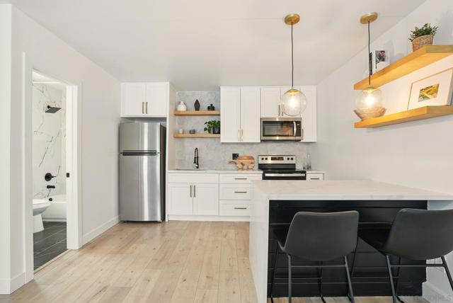 4817 Lyon St, San Diego CA: https://media.crmls.org/mediaz/d2268432-ae00-4b17-b819-1f37e48a6f7f.jpg