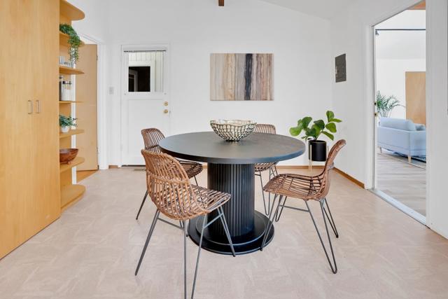 631 Park Way, Santa Cruz CA: https://media.crmls.org/mediaz/d2270a61-26b4-4fe0-9e9a-fe22a886133d.jpg