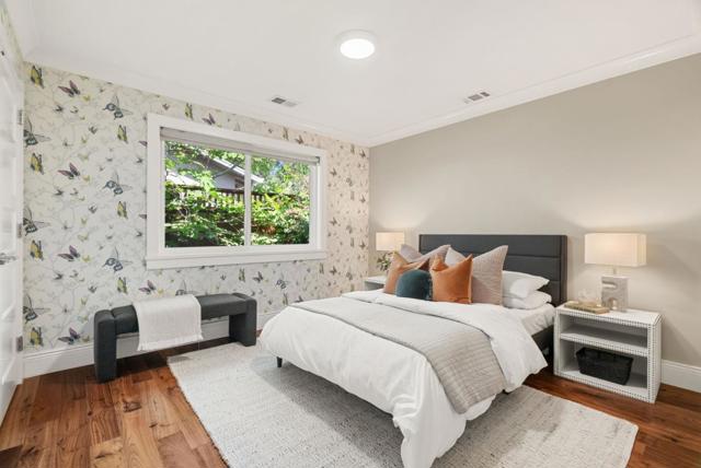 1271 Petersen Court, Los Altos CA: https://media.crmls.org/mediaz/d2276d3b-62d4-48d8-8567-cd8be6ff0128.jpg