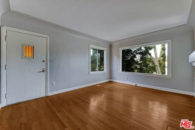 2461 McCready Avenue, Los Angeles CA: https://media.crmls.org/mediaz/d227d16d-81bb-47b0-921d-b49aaa499779.jpg