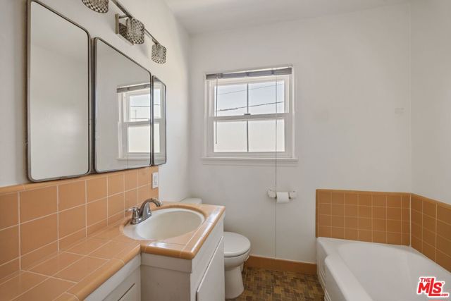 Drew Fenton | 12188 W Sunset Boulevard Los Angeles CA | MLS: 7295397