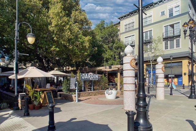 333 Santana Row, San Jose CA: https://media.crmls.org/mediaz/d22931ff-f530-424a-9344-9ffeeb7df6bb.jpg