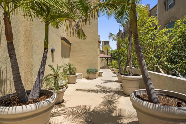 7715 El Cajon Boulevard, La Mesa CA: https://media.crmls.org/mediaz/d22a8b8f-4823-4f1d-9f58-ba7fc7e6a281.jpg