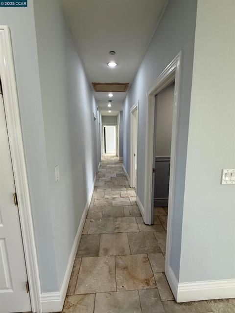 14051 State Highway 4, Byron CA: https://media.crmls.org/mediaz/d22a9f72-121c-4023-9ba3-38edf1e870ff.jpg
