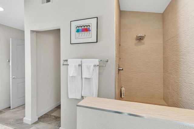 4125 PINDAR Way, Oceanside CA: https://media.crmls.org/mediaz/d22b18a2-f7df-46dc-9f3f-462a481e0391.jpg
