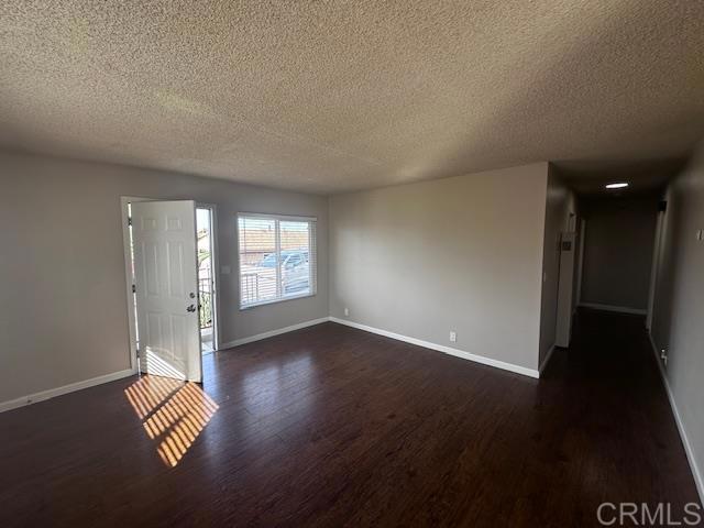 Detail Gallery Image 10 of 25 For 479 Shy Ln, Chula Vista,  CA 91911 - – Beds | – Baths