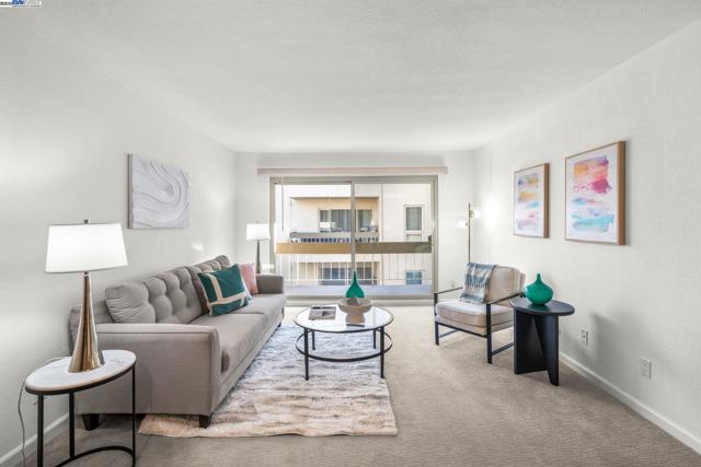 Image 2 of 16 For 66 Fairmount Ave  417