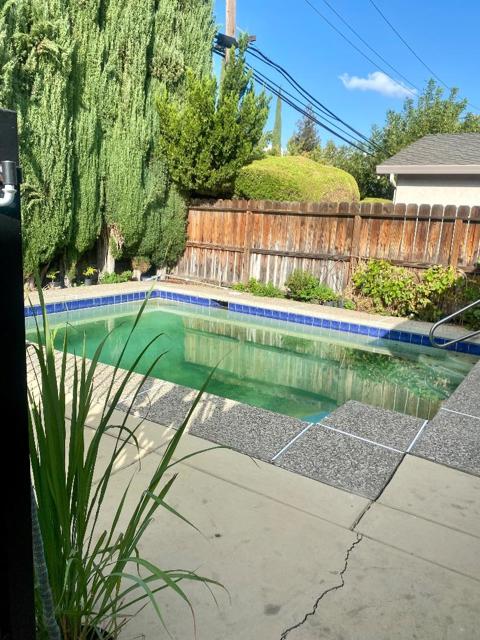 55 Carmel Way, Tracy CA: https://media.crmls.org/mediaz/d22eff43-6ec0-4bef-b131-13cfeaa84ec5.jpg