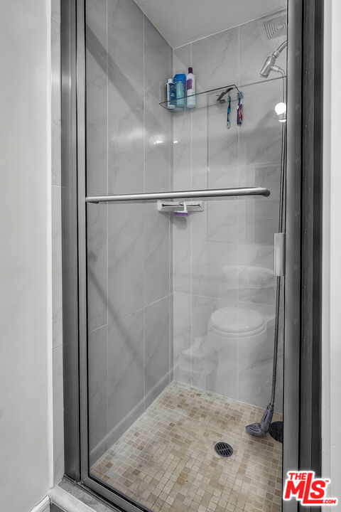 1481 S Shenandoah Street, Los Angeles CA: https://media.crmls.org/mediaz/d22f4b3b-0633-423b-908b-a45d7fcc0936.jpg