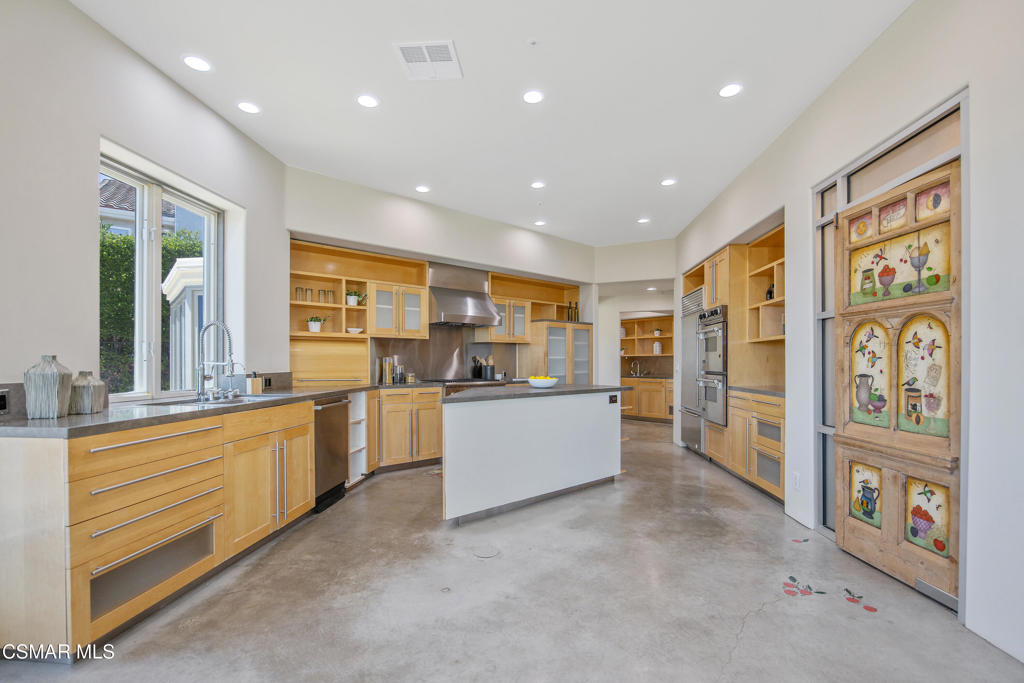 MLS #225003384 image #17