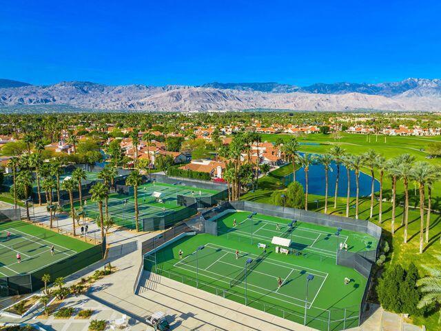 359 Desert Falls Drive E, Palm Desert, CA 92211