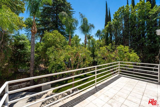 23246 Canzonet Street, Woodland Hills CA: https://media.crmls.org/mediaz/d2318aac-9699-4c9b-a78c-e1892b8cc9de.jpg