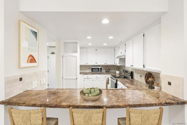 5805 Friars Rd, San Diego CA: https://media.crmls.org/mediaz/d231f34e-ba97-4a18-90fb-9f71bd7df2ff.jpg