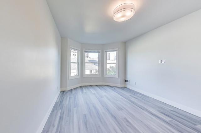 811 Oak Street, San Francisco CA: https://media.crmls.org/mediaz/d23265b2-7f4b-4b38-bc45-310e1b9f0825.jpg