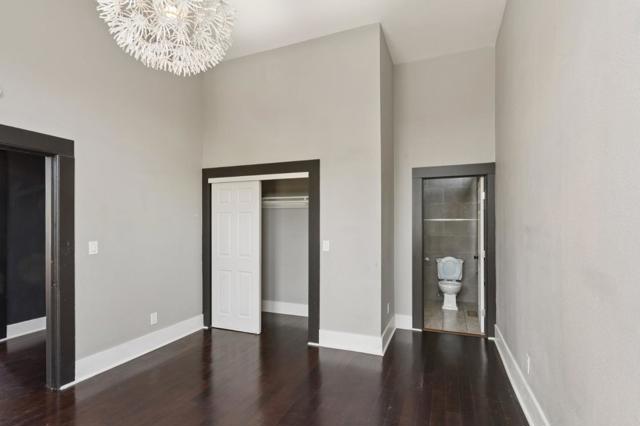 2521 Grande Vista Avenue, Oakland CA: https://media.crmls.org/mediaz/d232ac8d-71fa-49c3-9316-e2fe336bf739.jpg