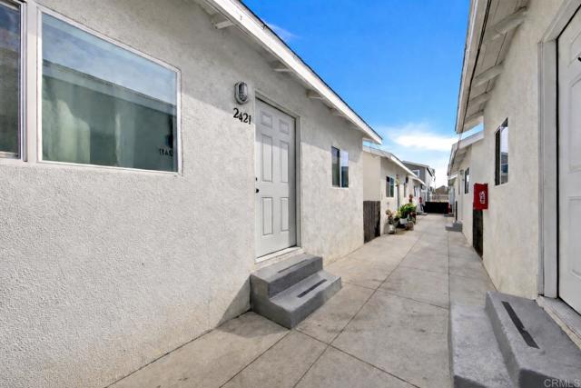 Detail Gallery Image 10 of 43 For 2411 21 L St, San Diego,  CA 92102 - – Beds | – Baths