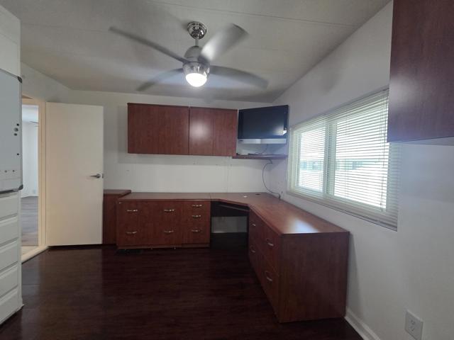 24 Mesa View Drive, Cathedral City CA: https://media.crmls.org/mediaz/d2338341-2a73-4f6b-bb5a-84b429b4702f.jpg