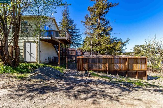 Image 41 of 54 For 5264 Sunset Dr