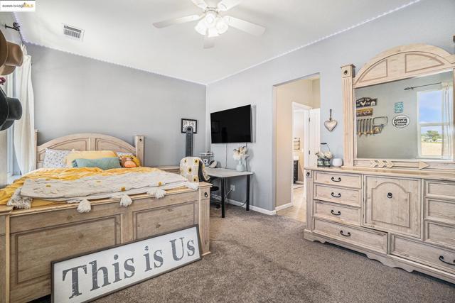 583 Sawgrass Way, Oakley CA: https://media.crmls.org/mediaz/d235f41b-2efc-44f6-9c2d-76ec73830515.jpg