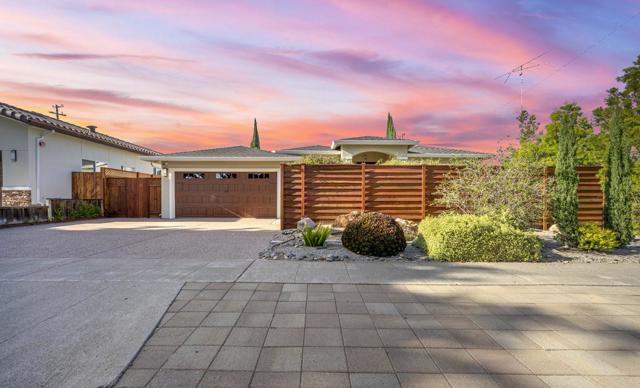 3887 Acapulco Drive, Campbell CA: https://media.crmls.org/mediaz/d2362a5e-78ad-43cc-a599-3a612228b5ff.jpg