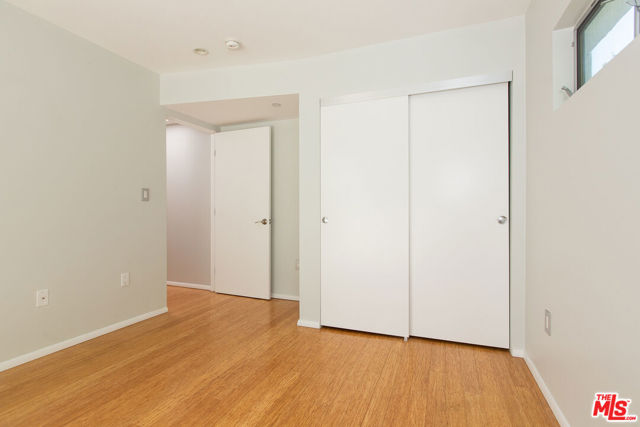 3907 De Longpre Avenue, Los Angeles CA: https://media.crmls.org/mediaz/d23701e4-ef98-48b4-b87e-c8747ef037cf.jpg