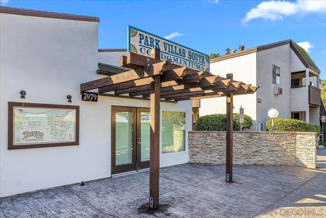 8027 Caminito De Pizza, San Diego CA: https://media.crmls.org/mediaz/d2374306-cf8b-4cae-8959-1d60f38ff4a9.jpg